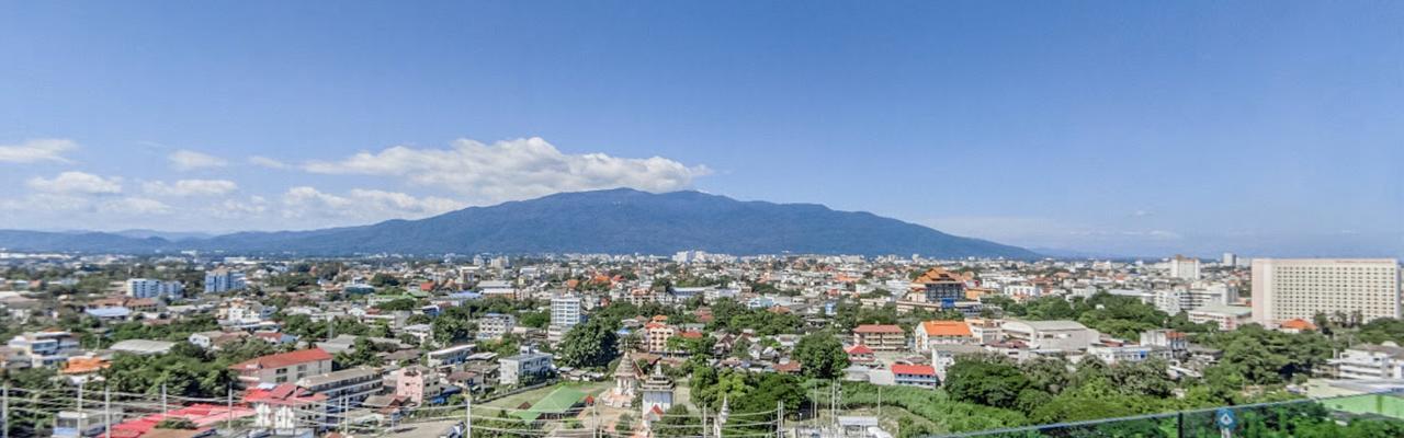 Astra Suites Central チエンマイ エクステリア 写真